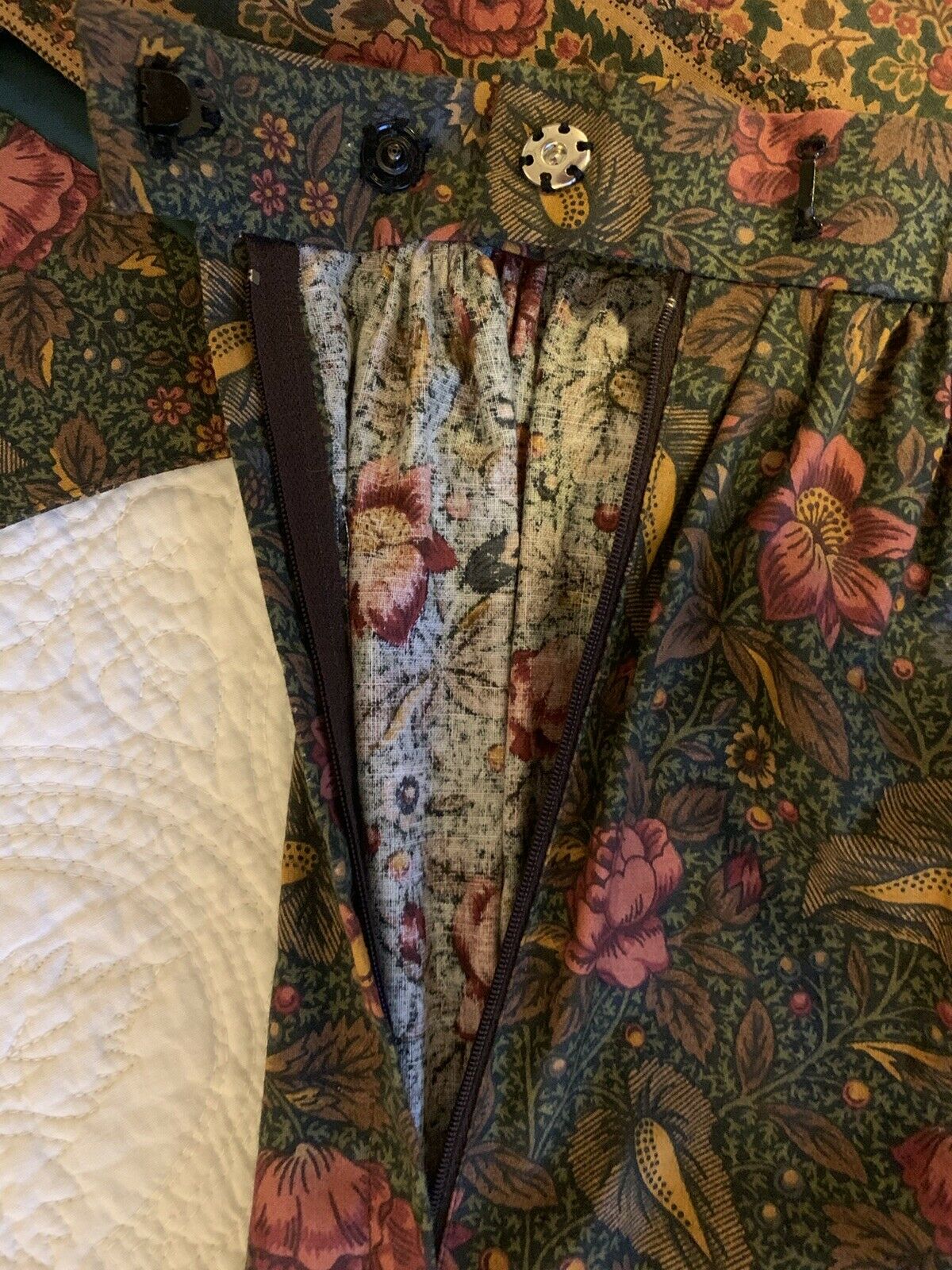 Vtg Vera Bradley 3 piece Floral Skirt Vest Belt Prairie USA Women’s Sz M Cottage - Fresh Stock Dated March 2026