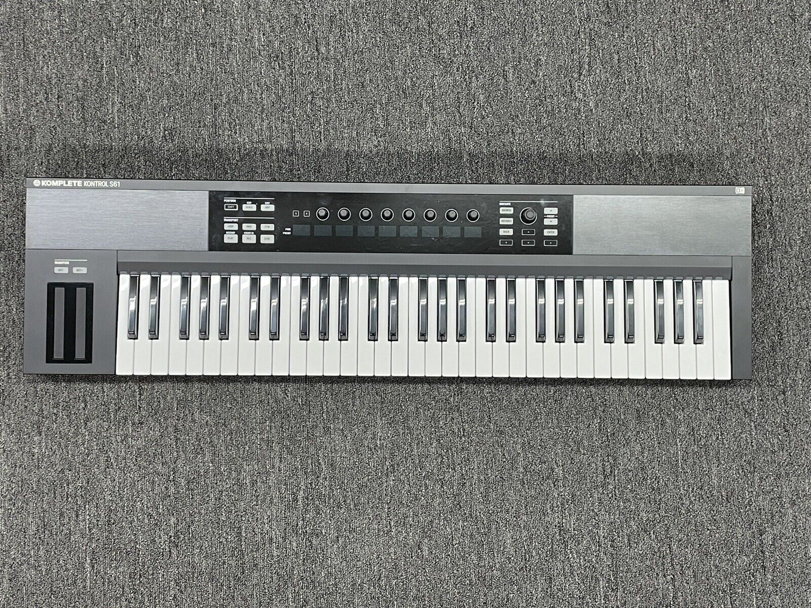 Native Instruments Komplete Kontrol S61 ~ USB Midi Controller Keyboard ~ EUC - Fresh Stock Dated February 2026