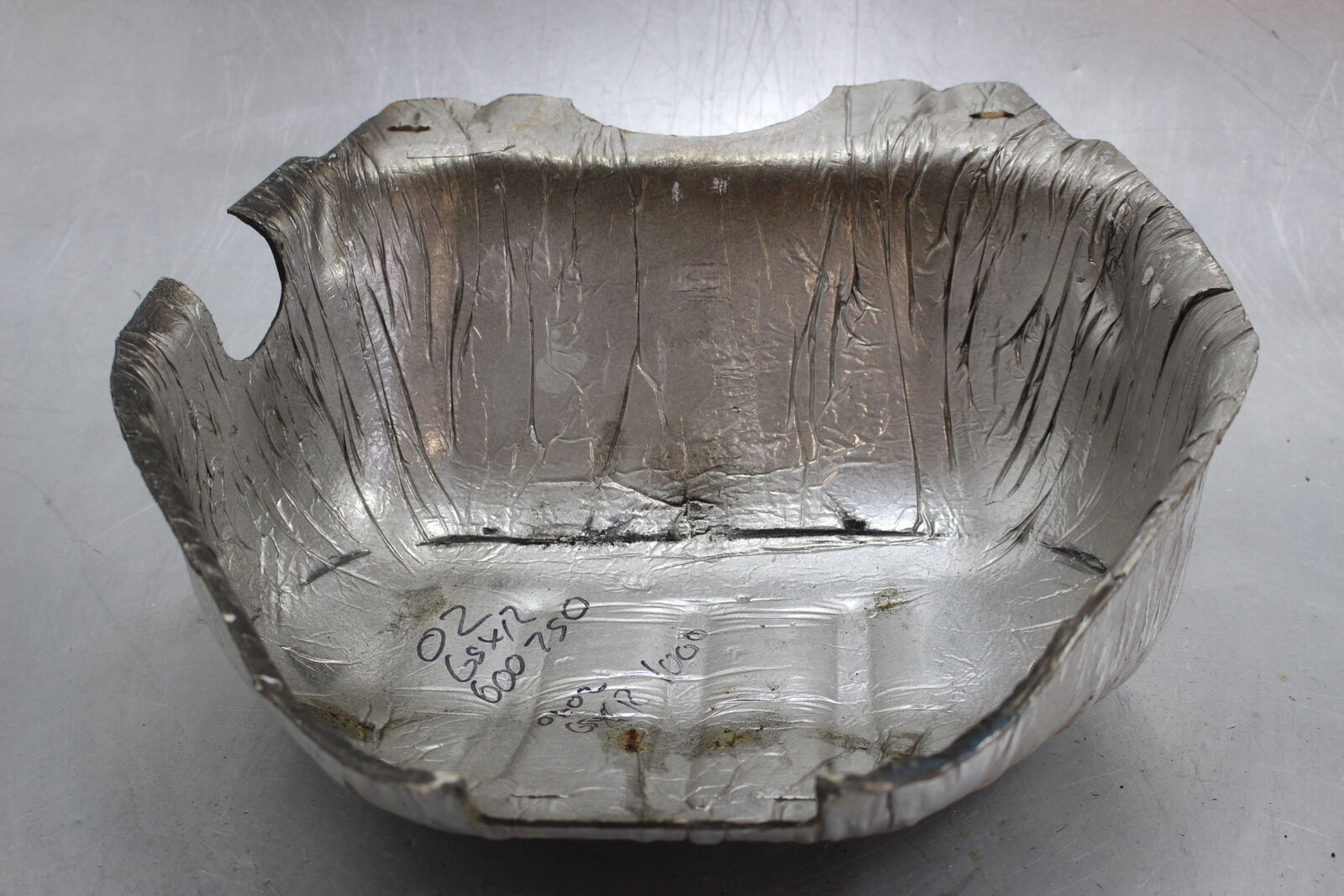 00-03 Suzuki Gsxr 600 750 Heat Shield Guard Cover Trim Gas Tank Motor Engine Oem - Fresh Stock Dated February 2026