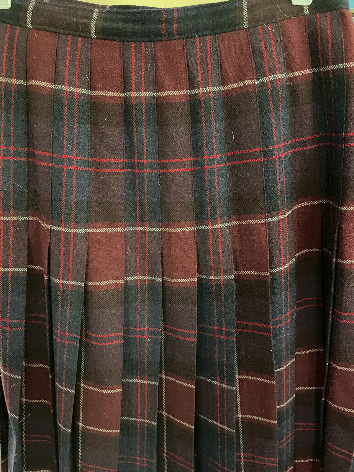 VINTAGE 1970'S PENDLETON  PLAID SKIRT PLEATED 100% VIRGIN WOOL - Fresh Stock Dated March 2026