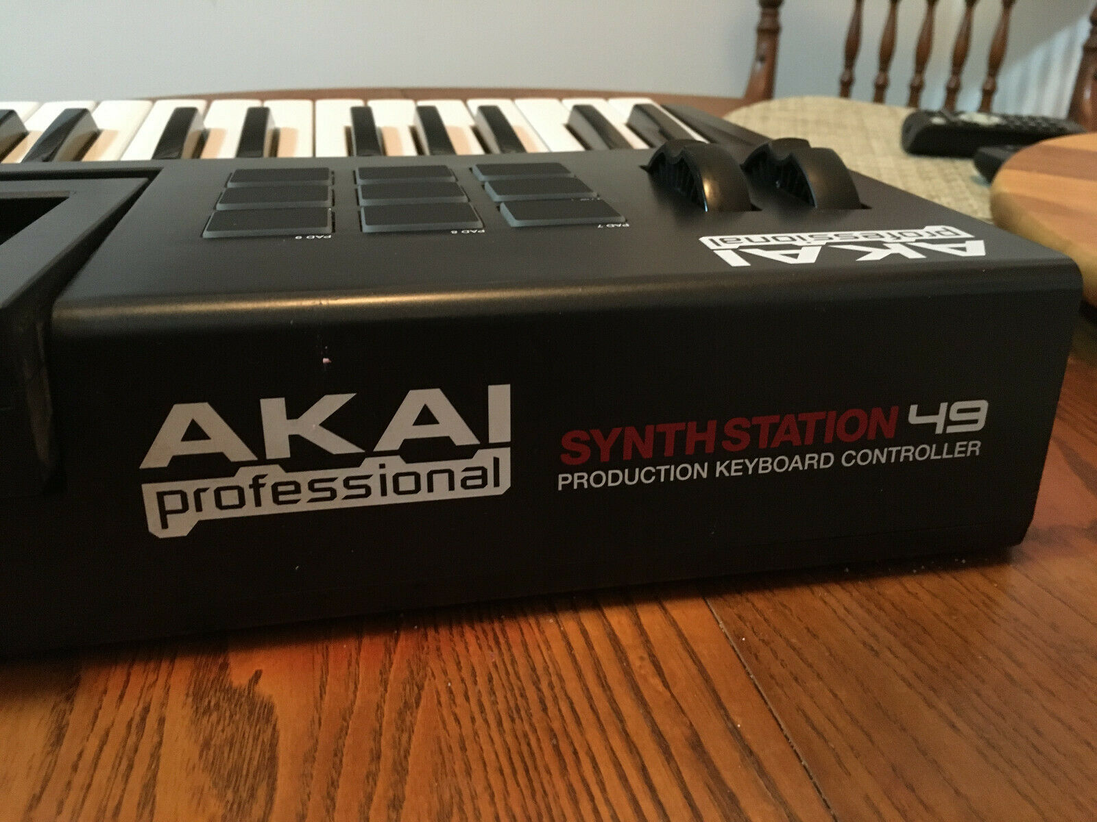Akai Professional SynthStation 49 49-Note Keyboard Controller - Fresh Stock Dated February 2026