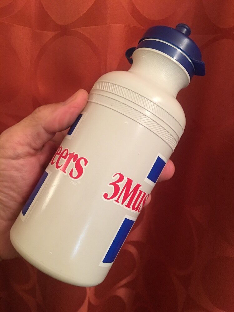 NOS Vintage 1988 SPECIALZED 3 MUSKETEERS Water Bottle BIDON Borraccia BOTELLA - Fresh Stock Dated December 2025