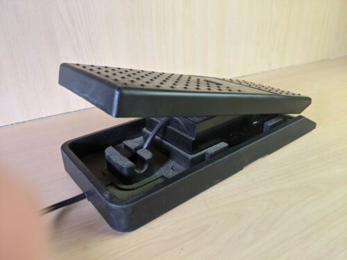 Guitar Synth Foot Pedal Yamaha Volume Expression Accent Guitar Foot Control FC7 - Fresh Stock Dated February 2026