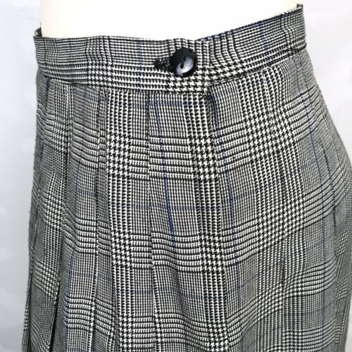 Vintage Black White Plaid Pleated Skirt Academia Work School Wear fits Medium 28 - Fresh Stock Dated February 2026