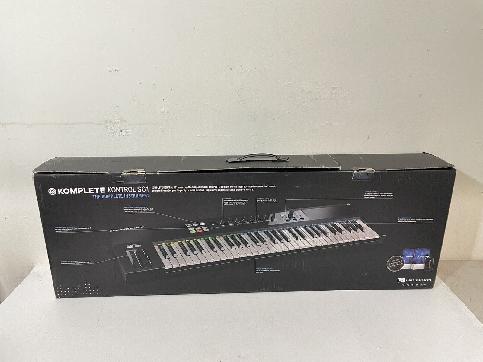 Native Instruments Komplete Kontrol S61 ~ USB Midi Controller Keyboard ~ EUC - Fresh Stock Dated February 2026