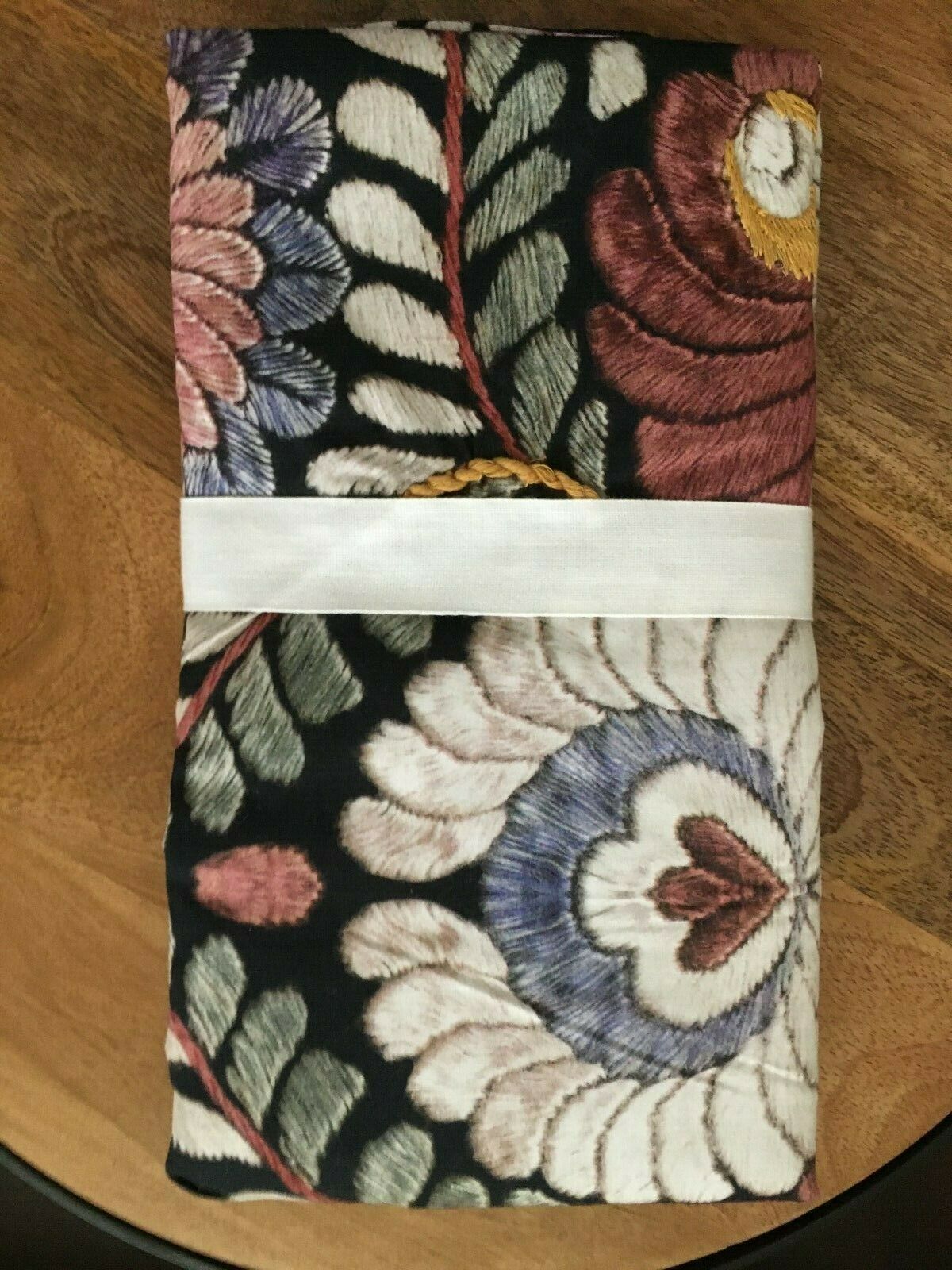 Pottery Barn Helena Embroidered Floral Percale one standard sham New - Fresh Stock Dated December 2025