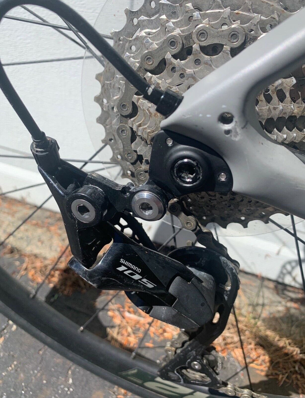 2019 Giant Defy Advanced 2  carbon medium large Road Bike- GREAT CONDITION! - Fresh Stock Dated February 2026