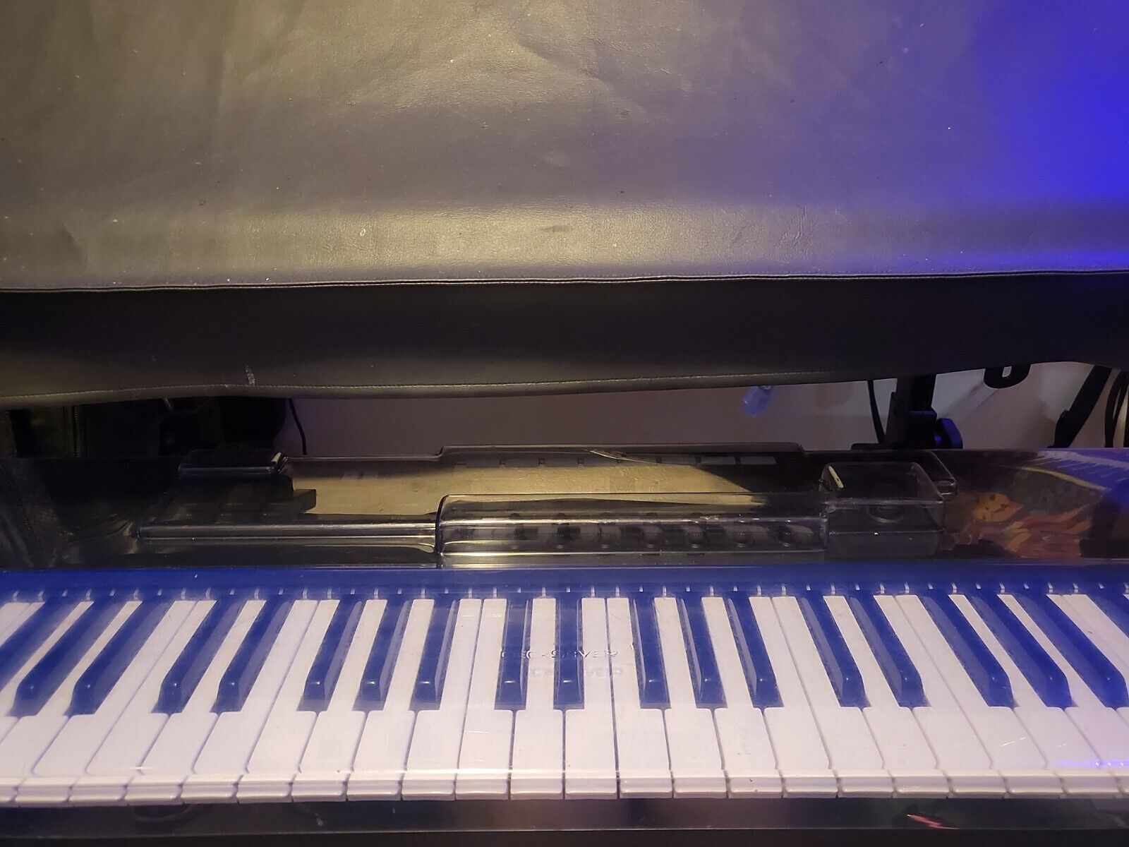 Native Instruments Komplete Kontrol S61 MK2 Keyboard Controller+Decksaver FSTSHP - Fresh Stock Dated February 2026