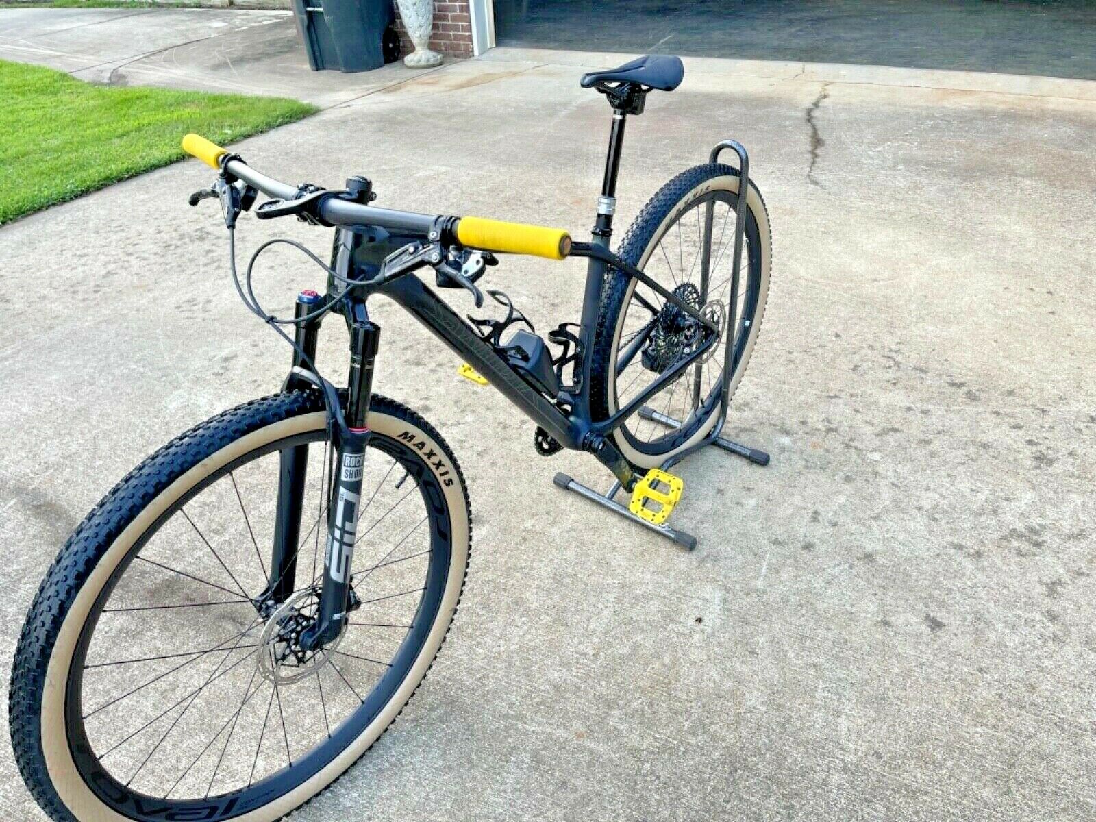 2021 Specialized Epic HT S Works size medium - Fresh Stock Dated December 2025