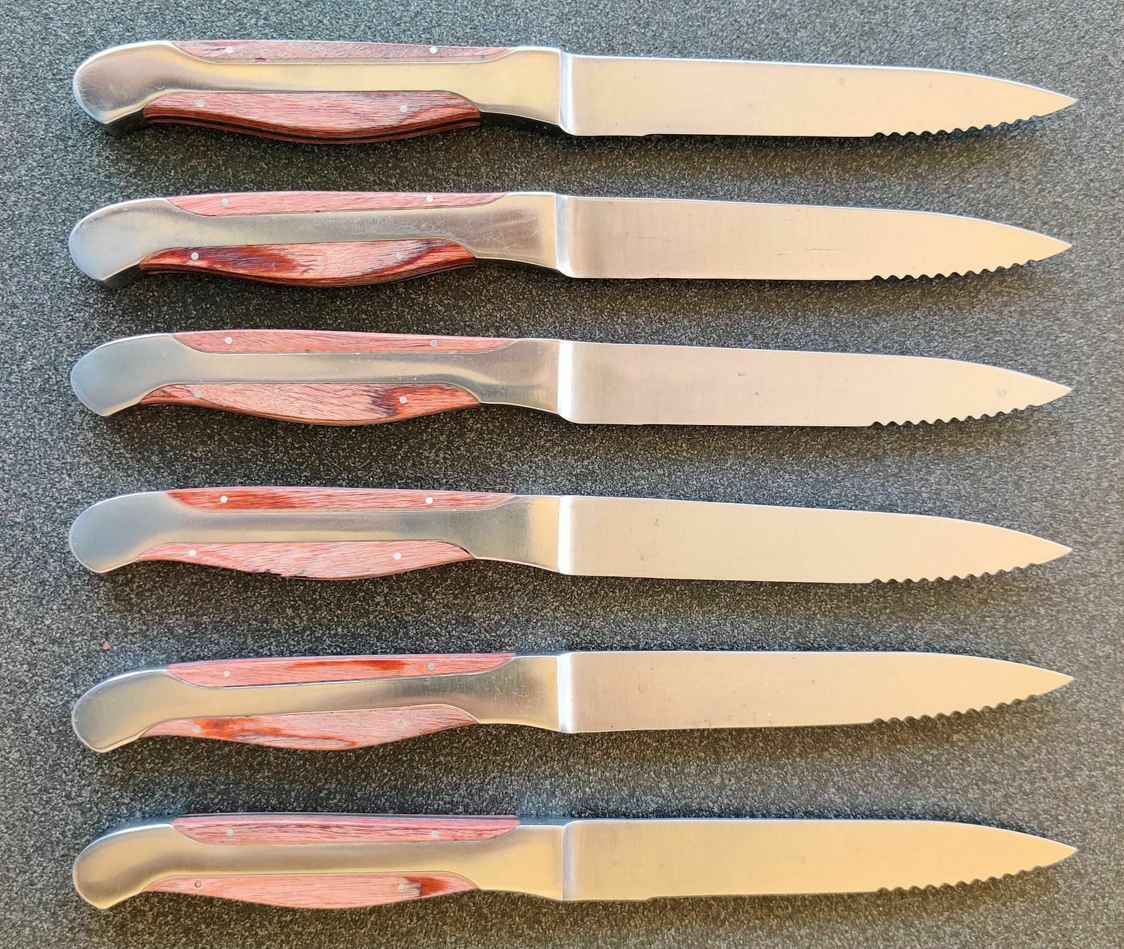 Gunter Wilhelm Executive Chef Series Steak Knives - set of 6 with caddy - Fresh Stock Dated December 2025