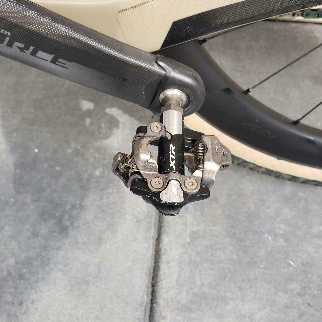 PIVOT VAULT V4 REYNOLDS CARBON Sram Force AXS e-Tap 12-Speed 2020 Retail $ 7500 - Fresh Stock Dated February 2026