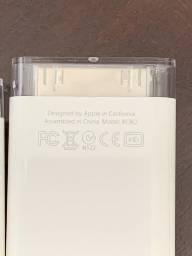 Original OEM Apple 30-Pin iPad Camera Connection kit - Fresh Stock Dated February 2026
