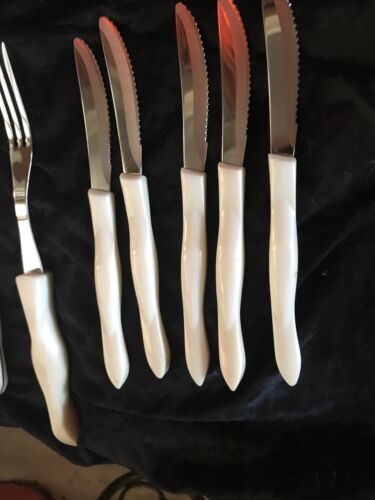 Cutco Knife Set - Pearl White handles 13 Pieces Including Block & 5 Stake Knives - Fresh Stock Dated December 2025