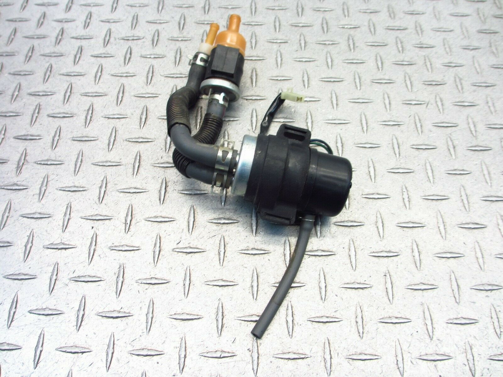 2006 04-09 Honda VT750 Shadow Spirit OEM Fuel Pump Gas Petrol Assy - Fresh Stock Dated February 2026