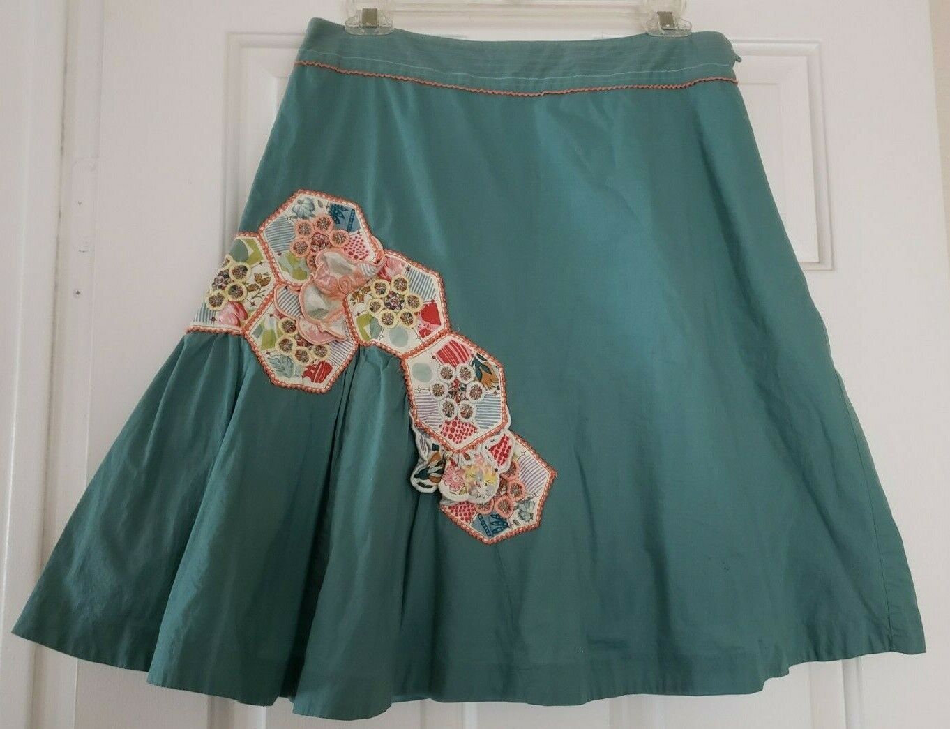 VTG ANTHROPOLOGIE Skirt Sz 6 Odille Green Calico Patchwork Embroidered Fit Flare - Fresh Stock Dated March 2026