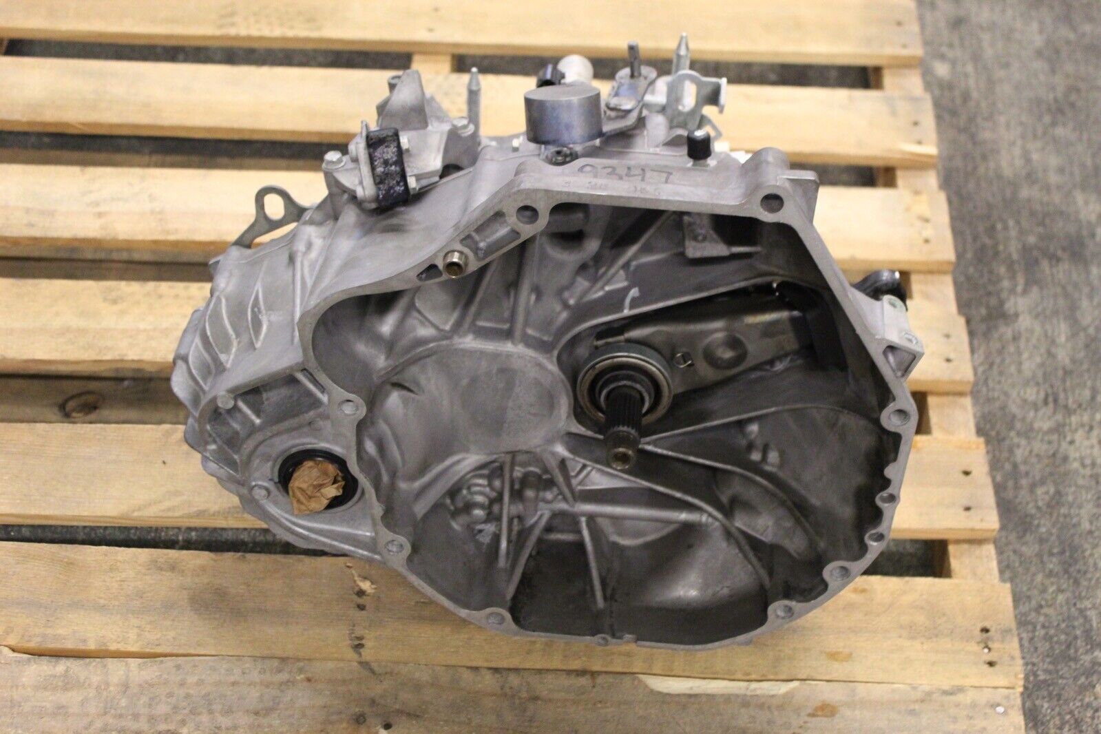 2017-18 HONDA CIVIC TYPE-R FK8 K20C1 OEM 6 SPD MANUAL TRANSMISSION *CRACK* #9347 - Fresh Stock Dated February 2026