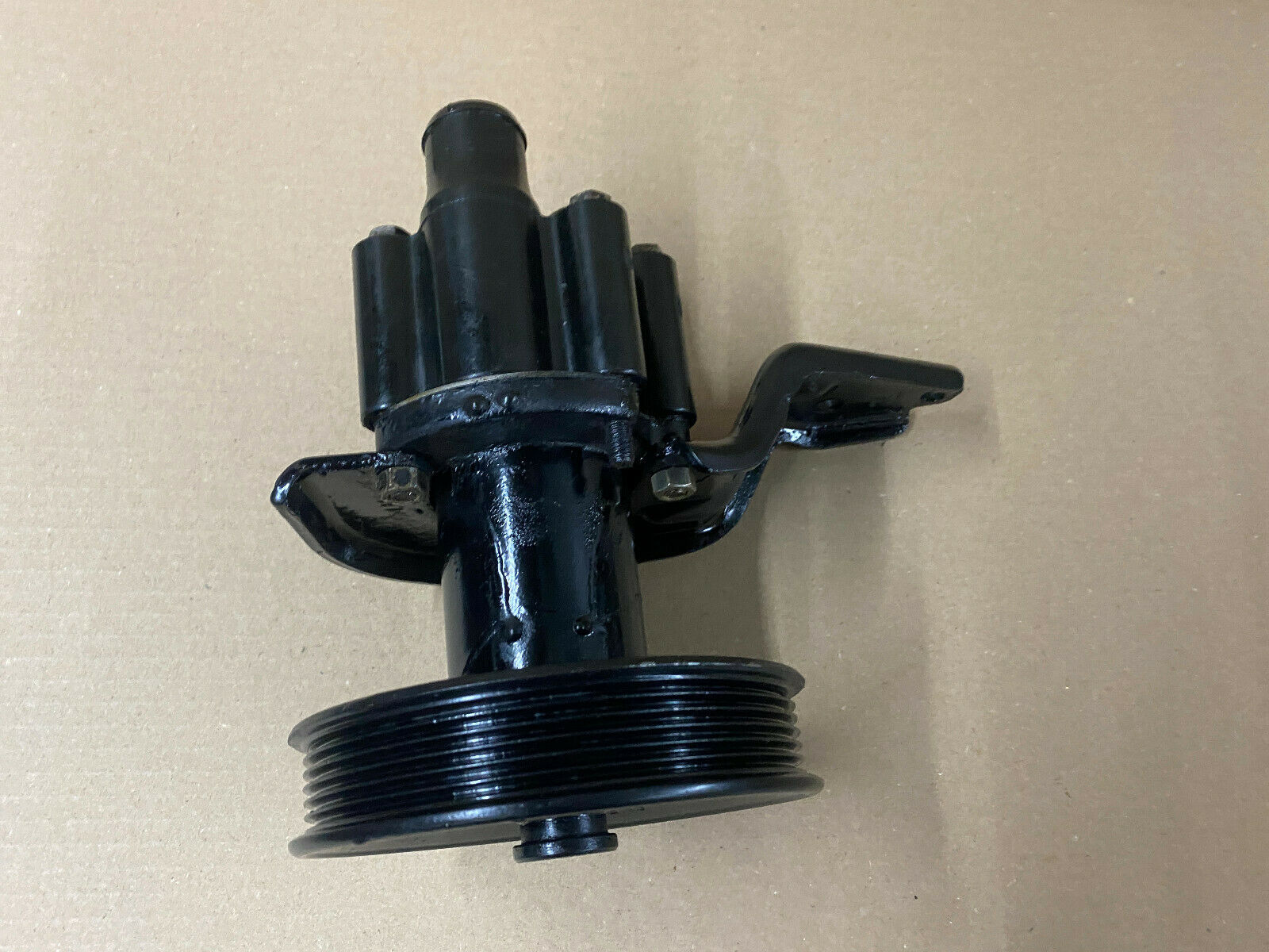 MERCRUISER GM V8 RAW WATER PUMP ASSY with Pulley # 861579 - Fresh Stock Dated February 2026