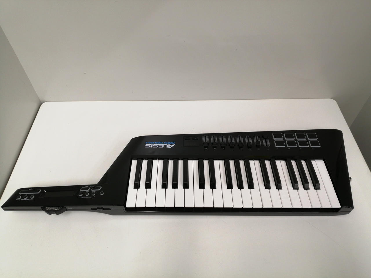 Alesis Vortex Wireless 2 USB MIDI Shoulder Keyboard Controller - Fresh Stock Dated February 2026