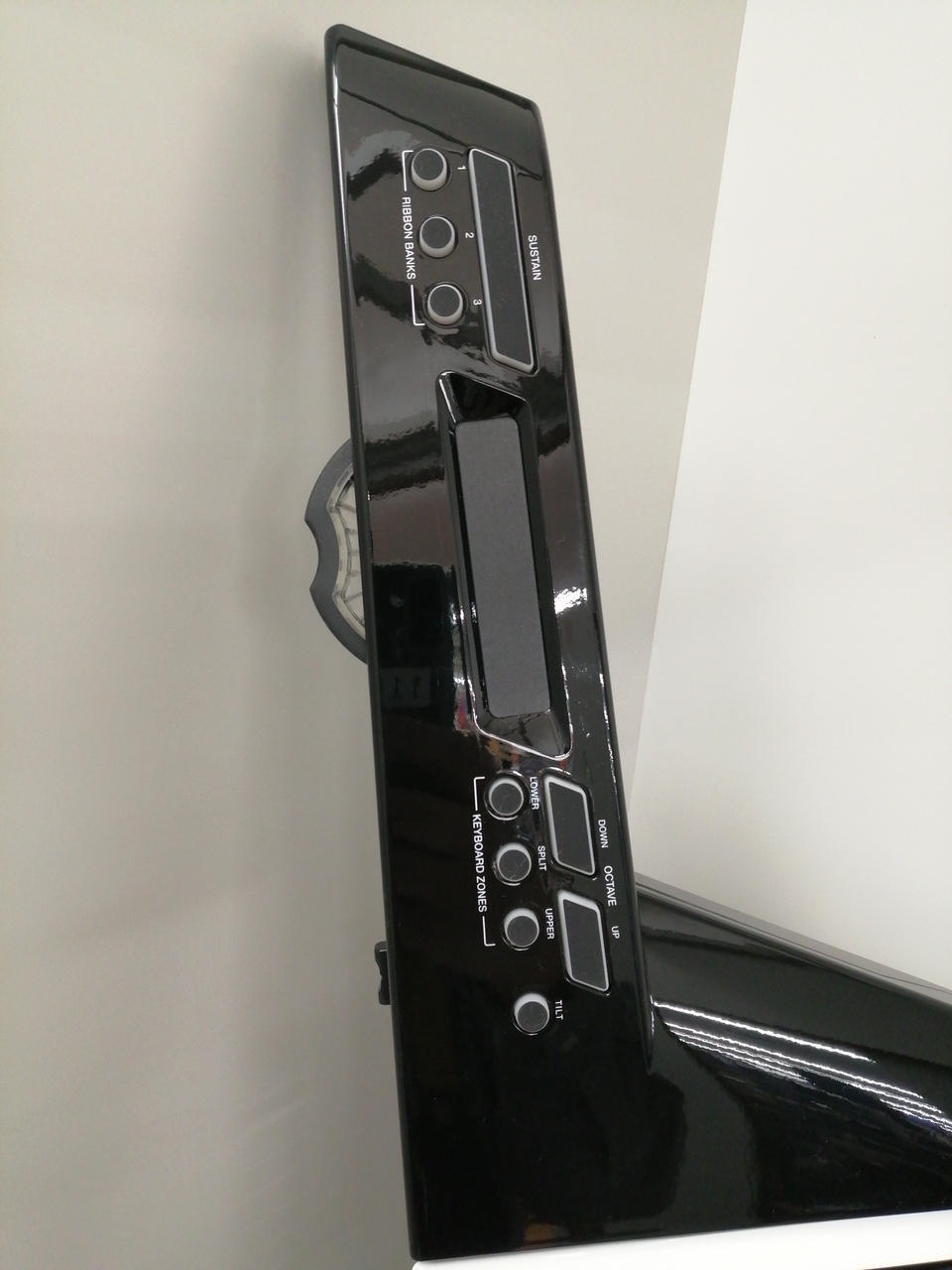 Alesis Vortex Wireless 2 USB MIDI Shoulder Keyboard Controller - Fresh Stock Dated February 2026