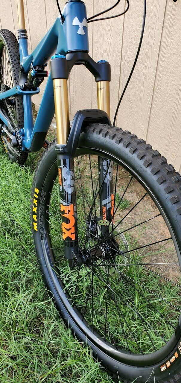 2020 NukeProof Reactor - Full custom top of the line build - Fresh Stock Dated February 2026