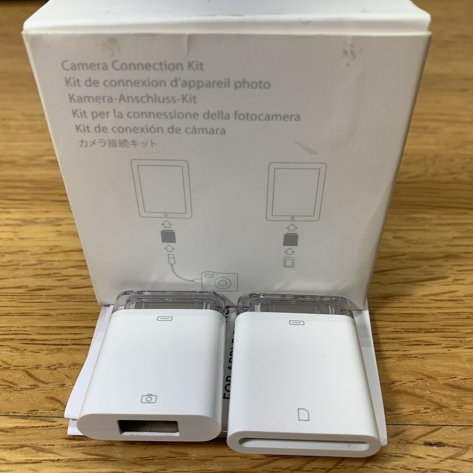 Genuine Apple iPad Camera Connection Kit MC531ZM/A Model A1362 A1358 - Fresh Stock Dated February 2026