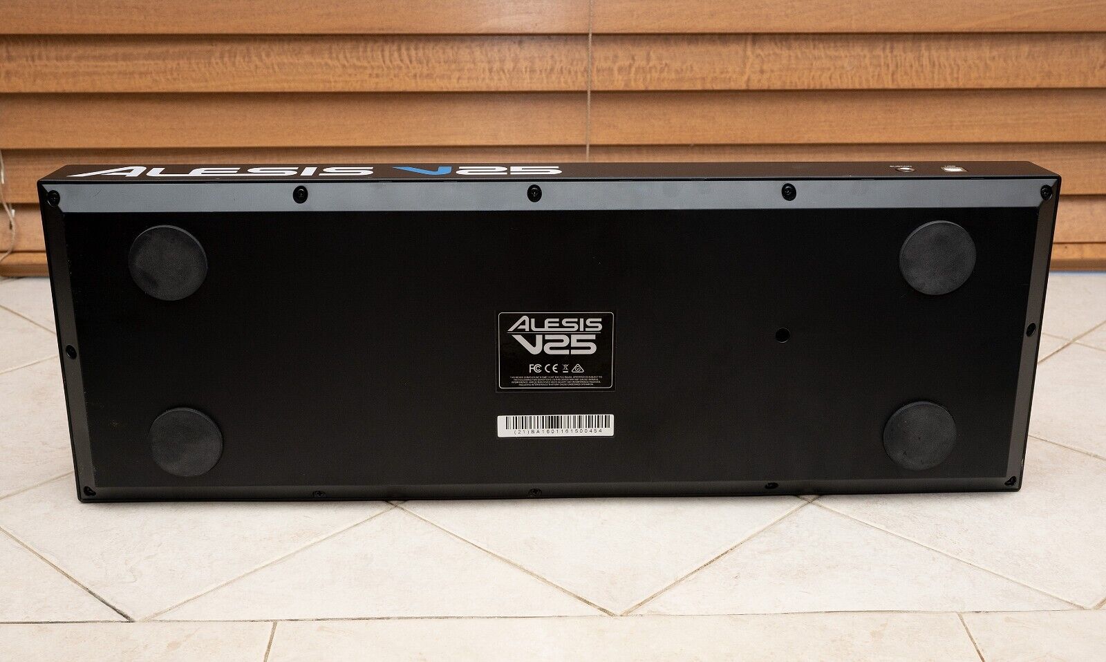 Open Box Alesis V25 MIDI Keyboard Controller - Fresh Stock Dated February 2026