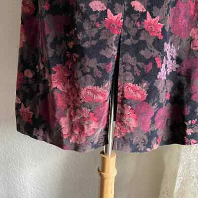 VINTAGE 90S 00S HIGH WAIST FLORAL VELVET SKIRT - Fresh Stock Dated March 2026