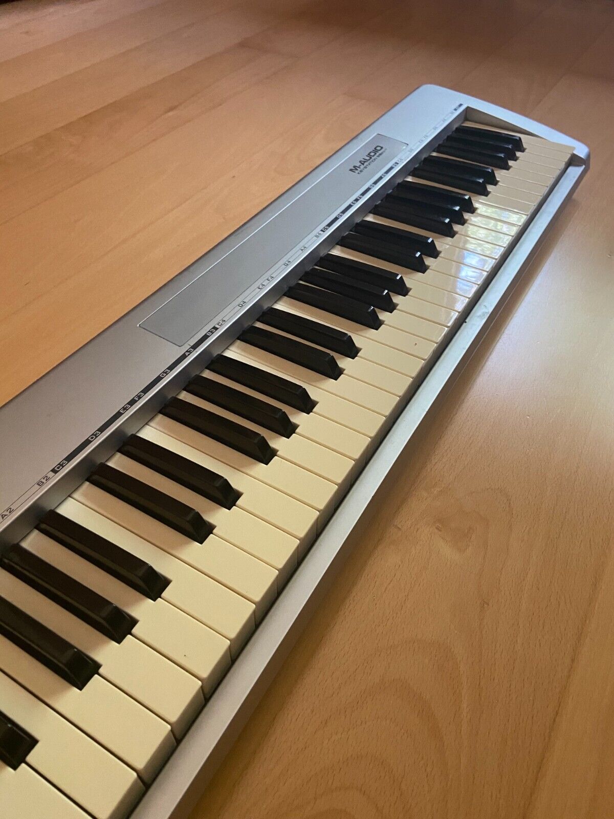 M-Audio Keystation 88es Semi-Weighted MIDI Keyboard (USB Cable Included) - Fresh Stock Dated February 2026