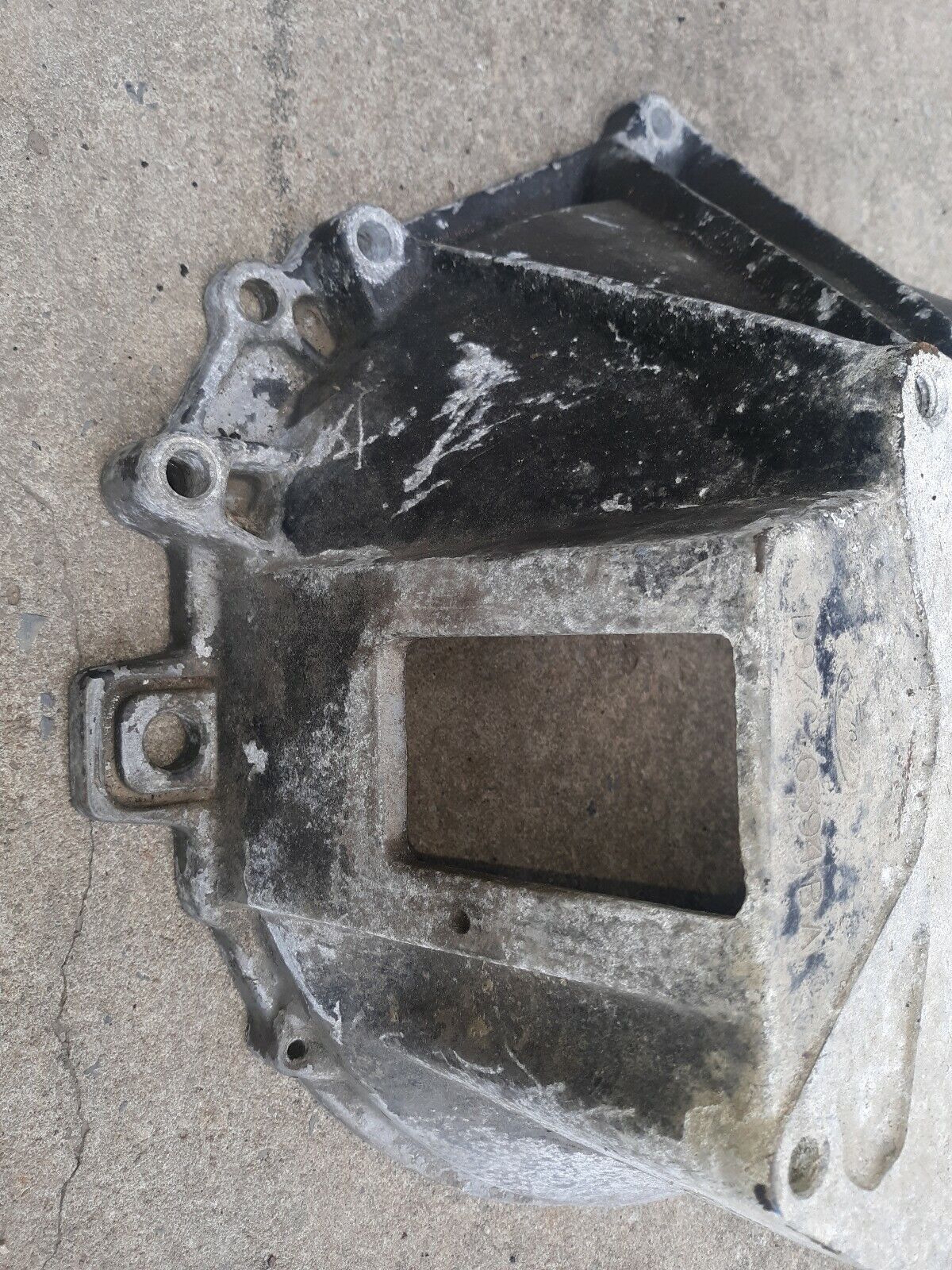 FORD MUSTANG 302 5.0 V8 TRANSMISSION BELLHOUSING D9ZC-6394-BA FOR TREMEC - Fresh Stock Dated February 2026