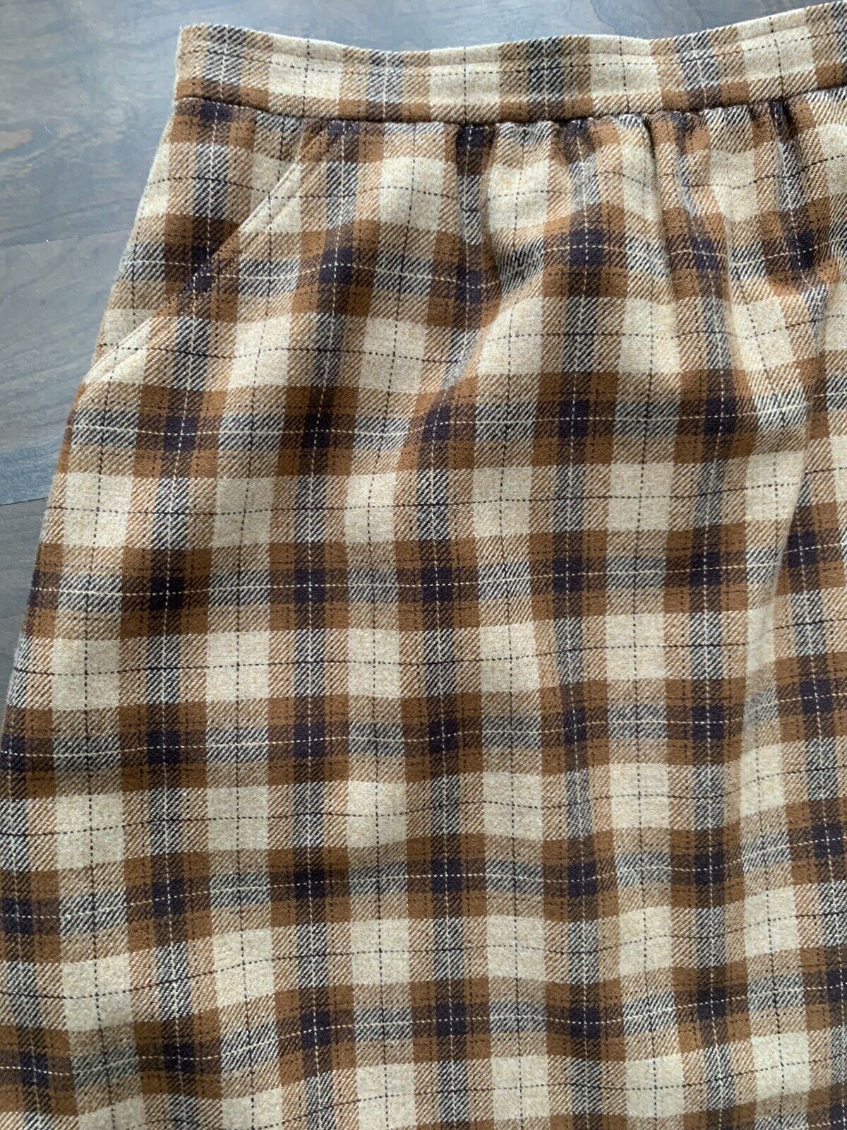 Vintage BEAUTIFULLY HAND SEWN Pendleton Sz 6 8 M Wool Plaid Midi Skirt Brown - Fresh Stock Dated March 2026