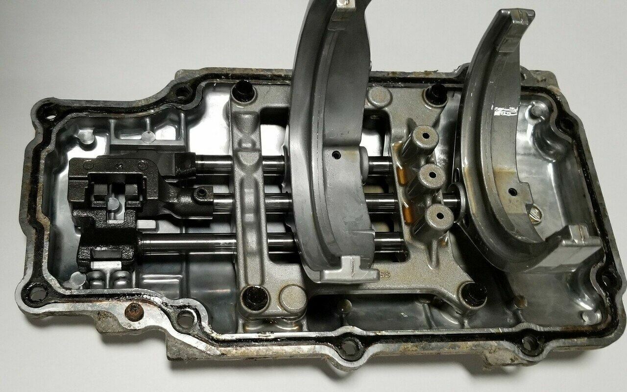 M5R2 RKE Transmission Cover with Shift Forks 1989 - 1995 Thunderbird SC - Fresh Stock Dated February 2026