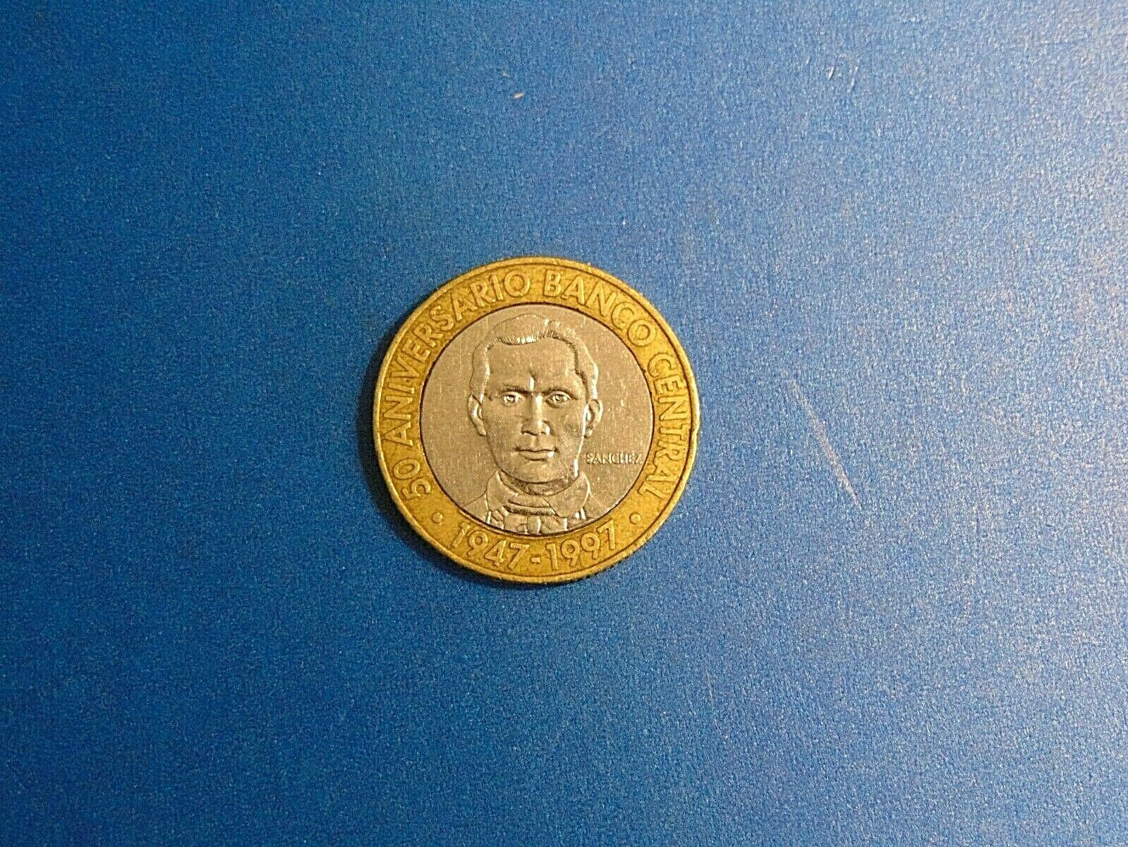 Dominican Republic 5 Pesos KM# 88 1997    A651  I COMBINE SHIPPING - Fresh Stock Dated February 2026