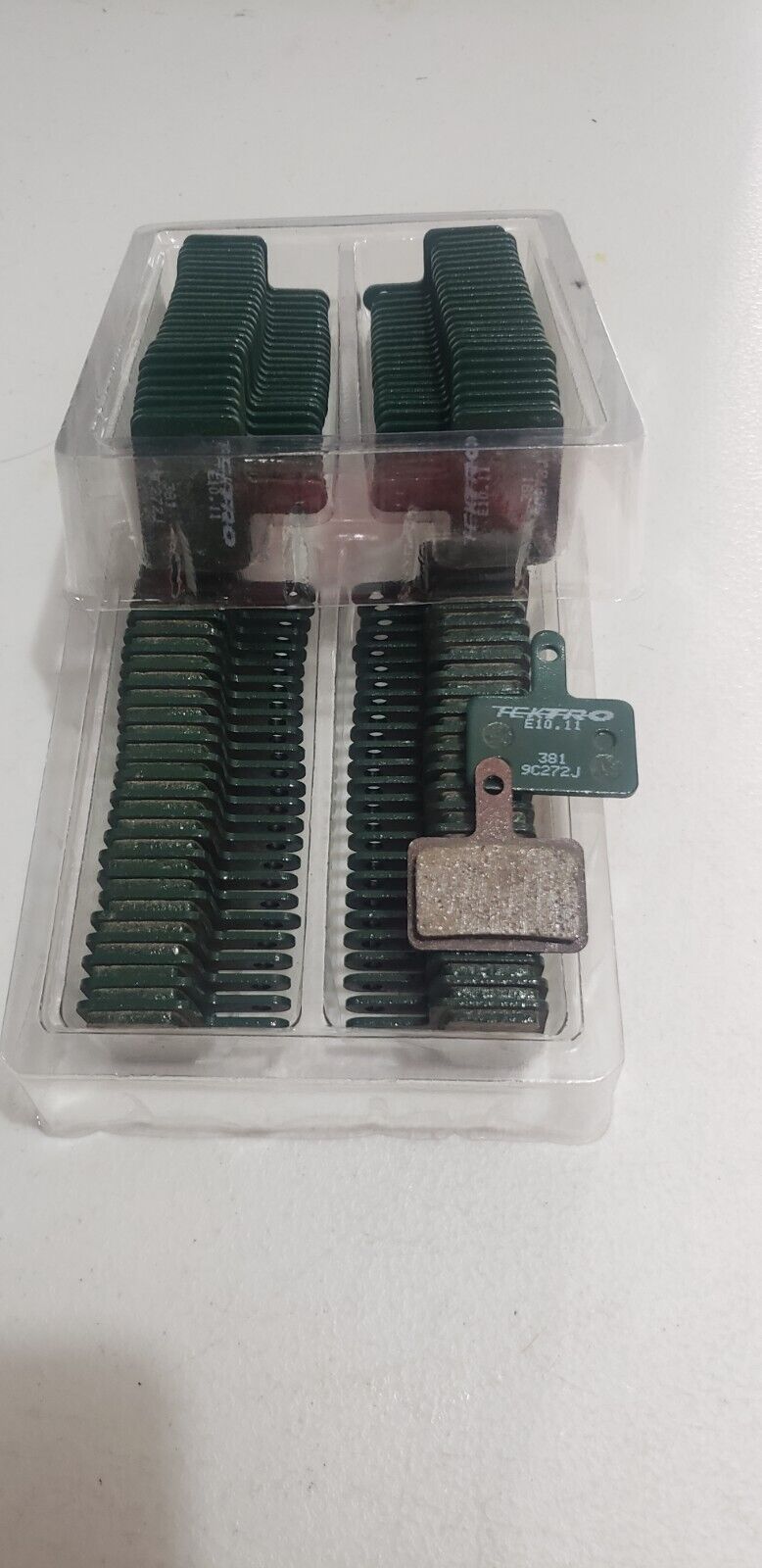 100pc-Tektro E10.11 disc brake pads organic compound(Brake pads Only) - Fresh Stock Dated February 2026