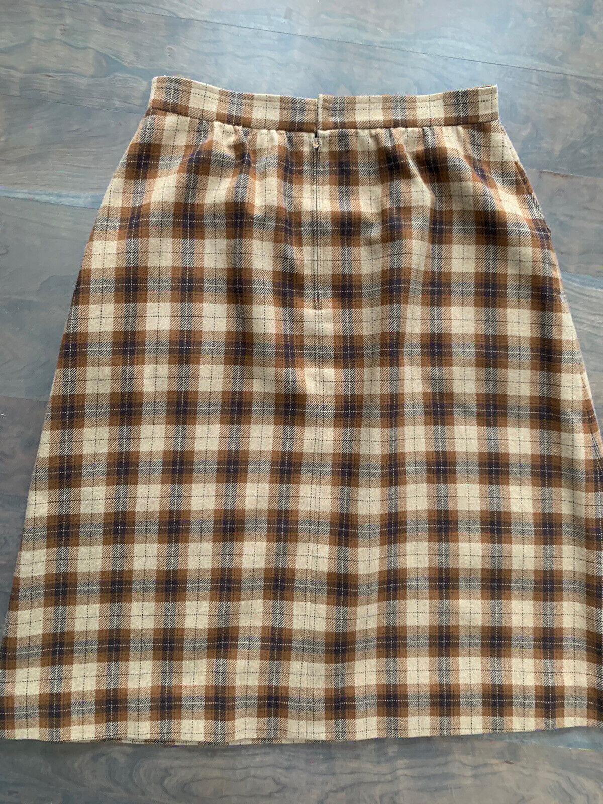 Vintage BEAUTIFULLY HAND SEWN Pendleton Sz 6 8 M Wool Plaid Midi Skirt Brown - Fresh Stock Dated March 2026