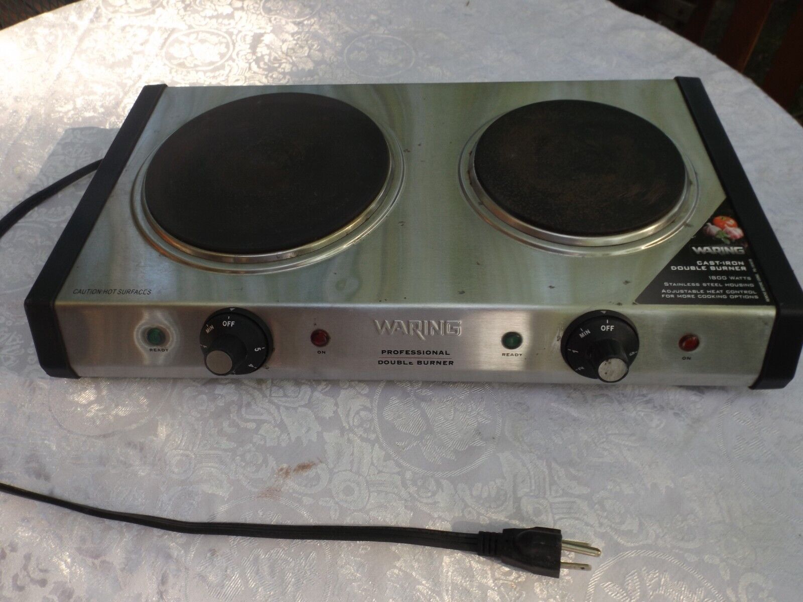 Waring Commercial DB60Heavy-Duty Commercial Cast-Iron Double Burner - Fresh Stock Dated February 2026