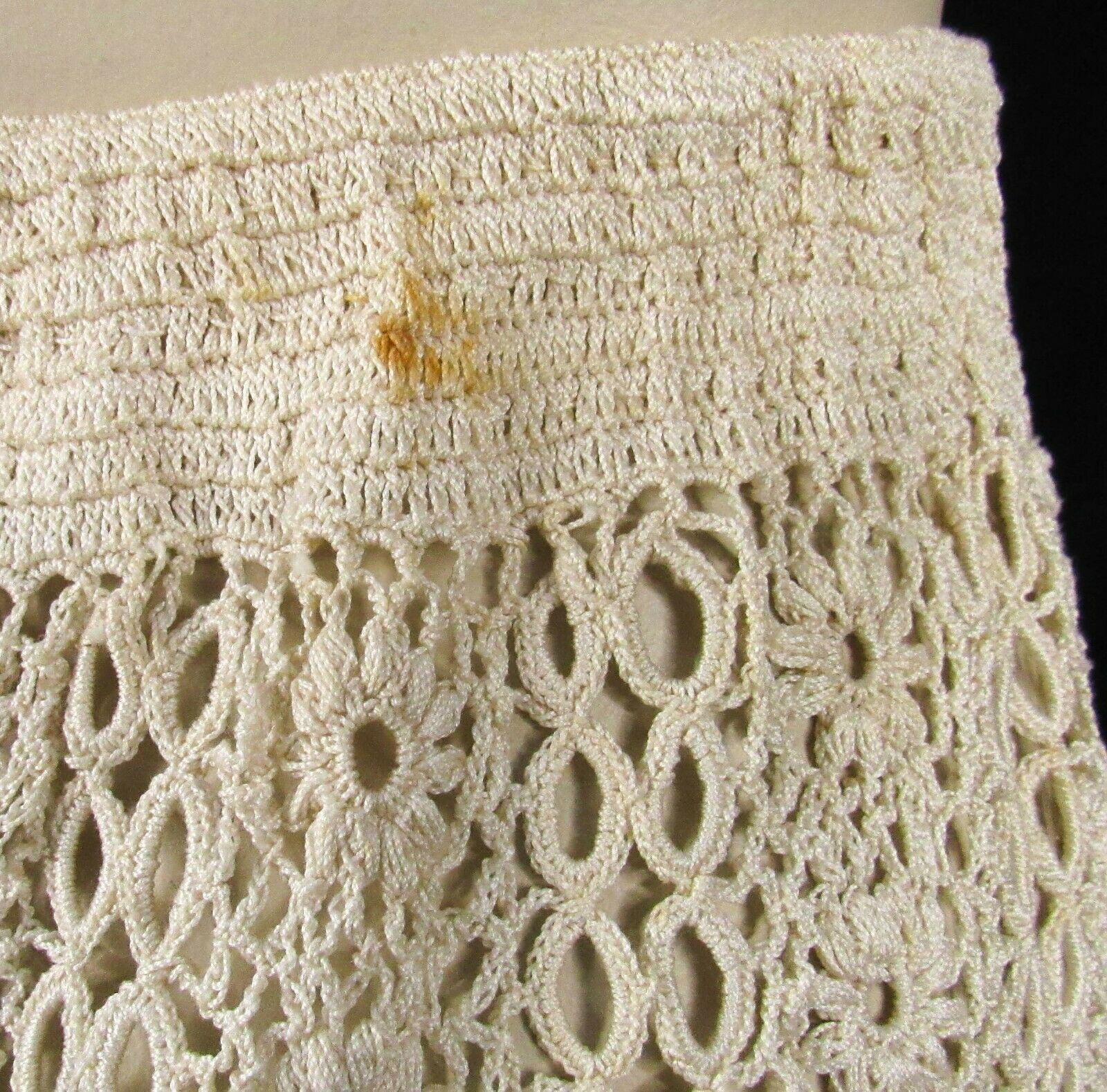 Vintage Hand-Crocheted Lace Macrame Pencil Skirt L Floral Open-Knit Ivory Midi - Fresh Stock Dated March 2026