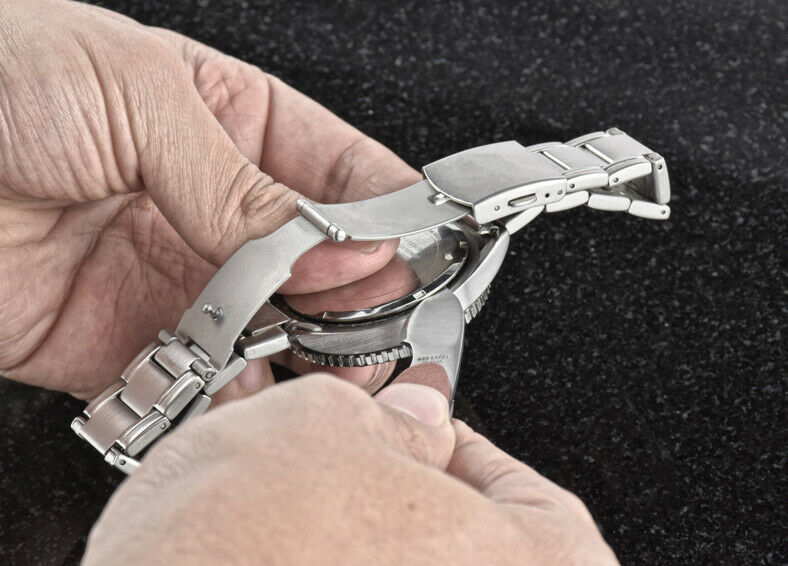 Watch Case Back Opener Jewelers Knife Remover Tool - Fresh Stock Dated February 2026