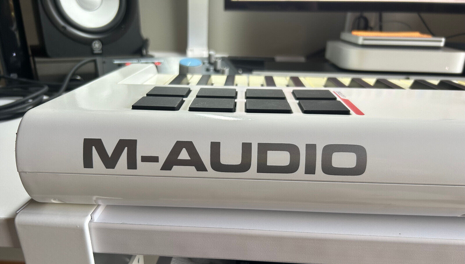 M AUDIO AXIOM PRO 61 USB MIDI CONTROLLER KEYBOARD - Fresh Stock Dated February 2026