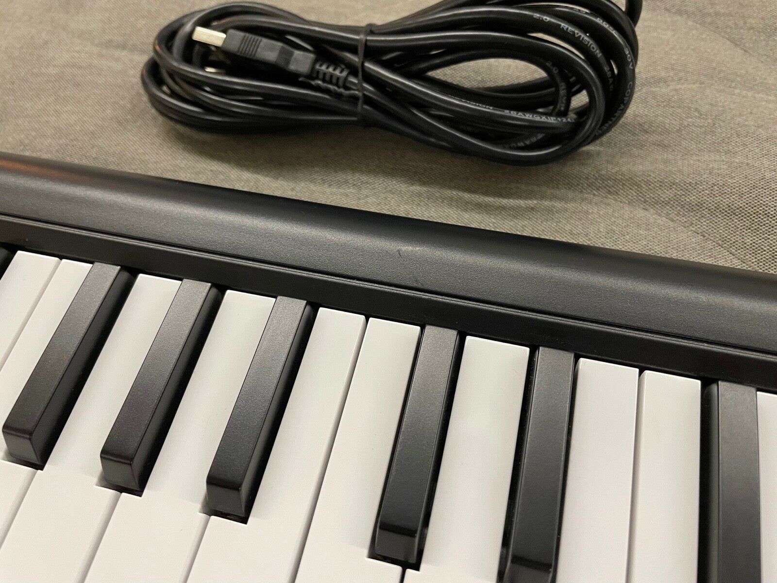 Korg microKEY Air 25-Key Wireless Bluetooth and USB MIDI Controller - Used - Fresh Stock Dated February 2026