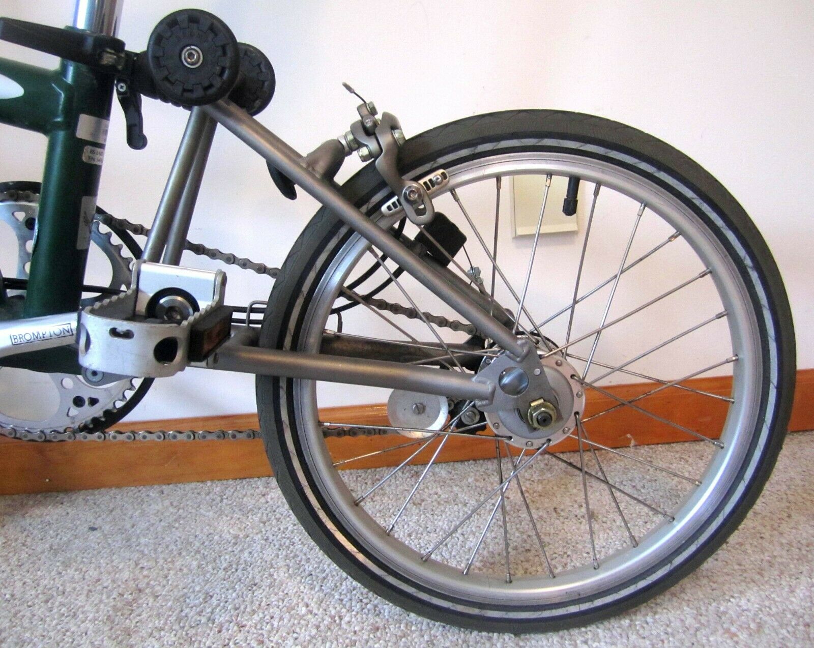 Brompton Superlight Titanium Folding Bike M3LX – 2000 Racing Green - Very Nice - Fresh Stock Dated February 2026