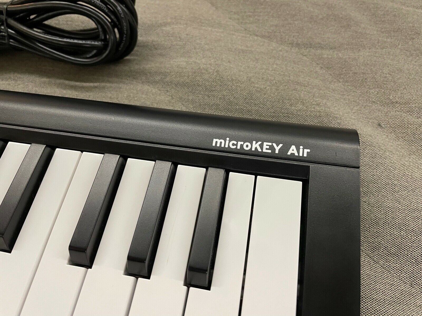 Korg microKEY Air 25-Key Wireless Bluetooth and USB MIDI Controller - Used - Fresh Stock Dated February 2026