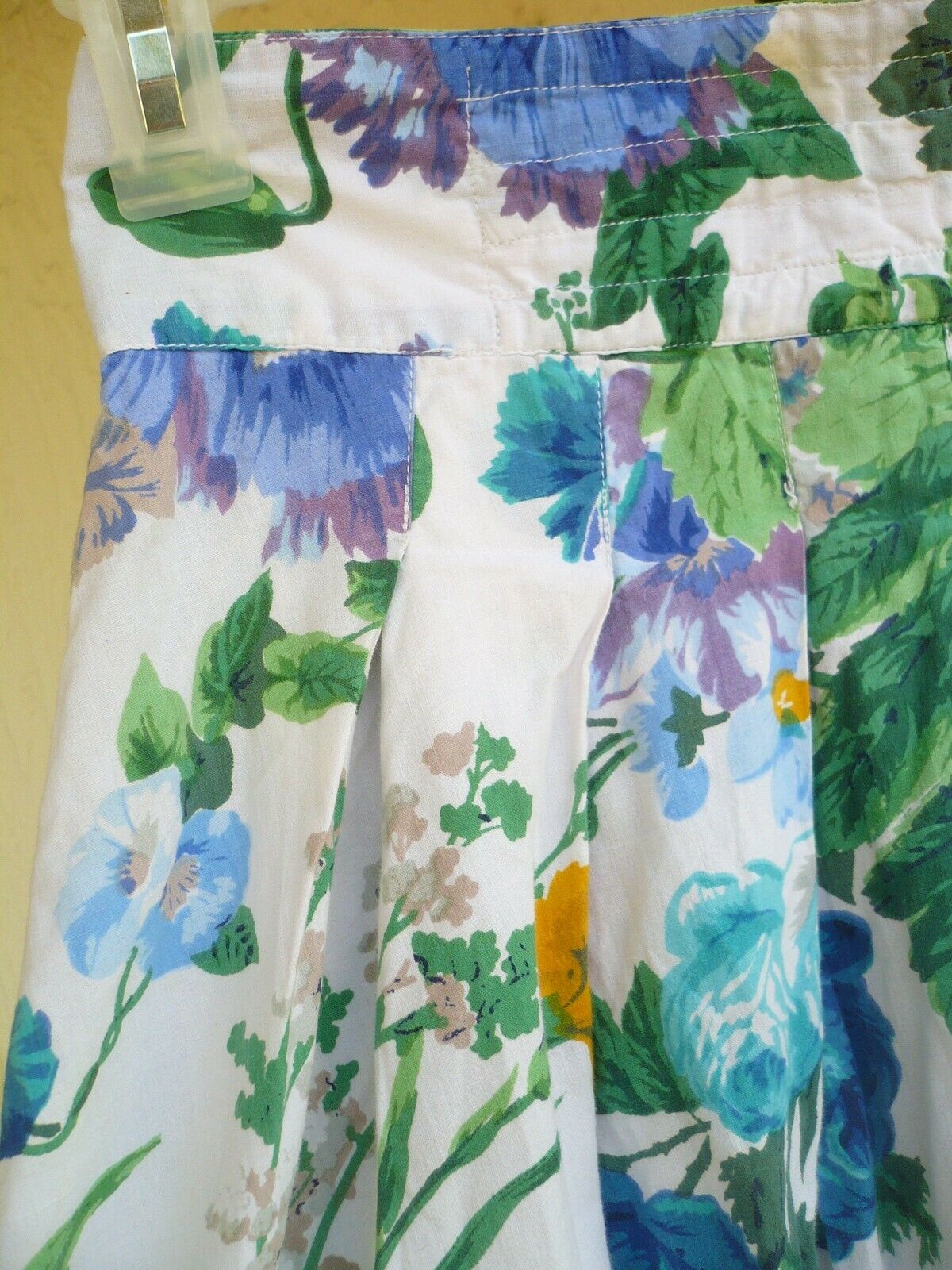 VTG 80S S COTTON PHOOL FLORAL PURPLE GREEN COTTAGE GARDEN FULL BUTTON SKIRT LADY - Fresh Stock Dated February 2026