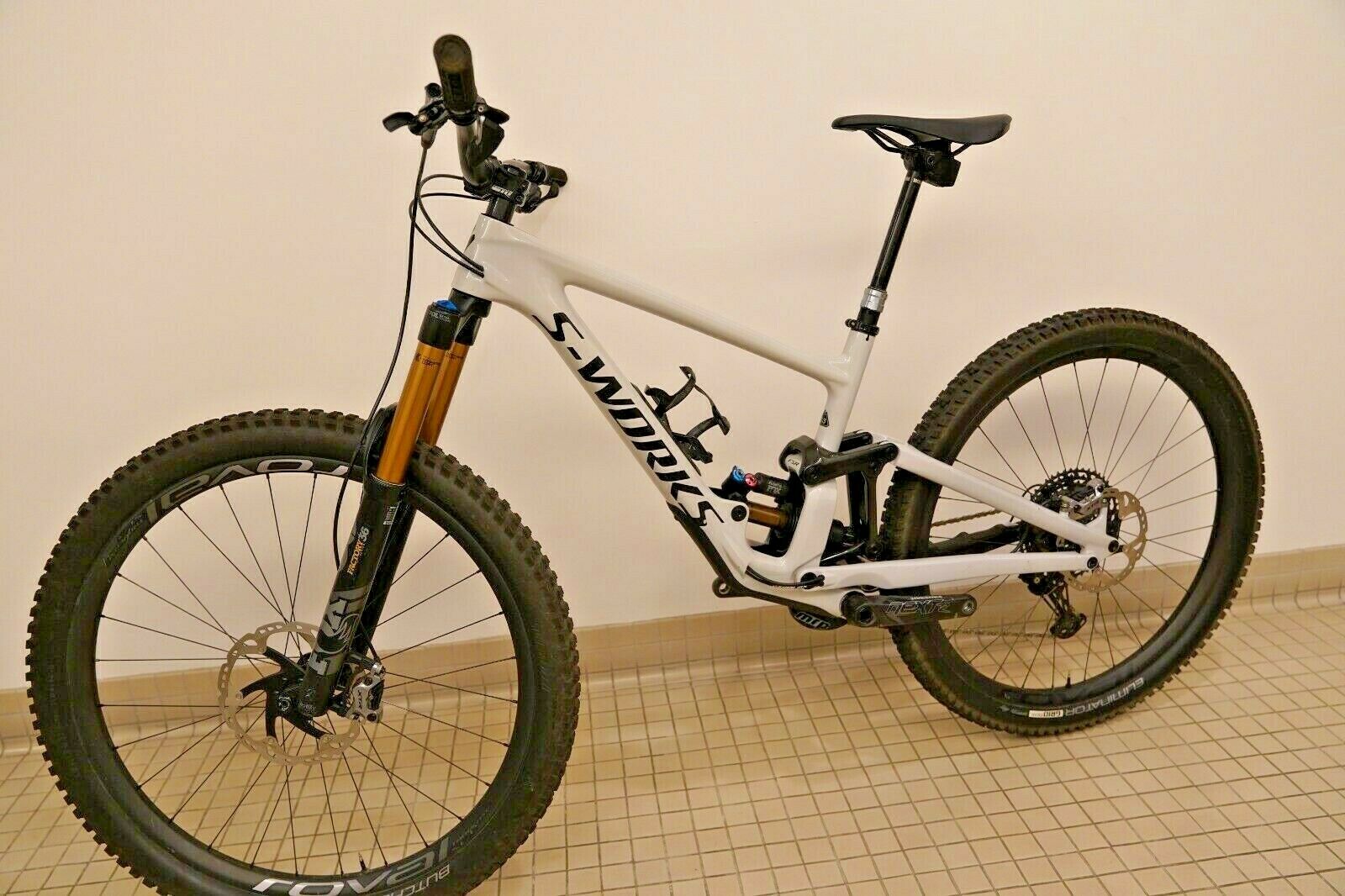 2020 Specialized S-Works Enduro Carbon 29 Dove Gray/Black/Rocket Red Size S3 - Fresh Stock Dated February 2026