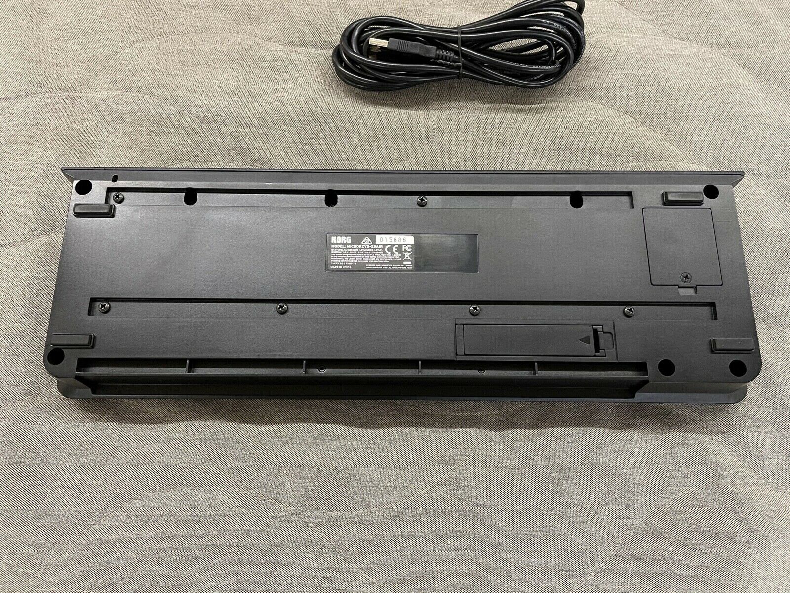 Korg microKEY Air 25-Key Wireless Bluetooth and USB MIDI Controller - Used - Fresh Stock Dated February 2026