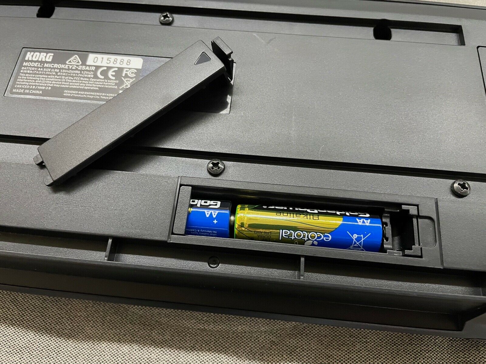 Korg microKEY Air 25-Key Wireless Bluetooth and USB MIDI Controller - Used - Fresh Stock Dated February 2026