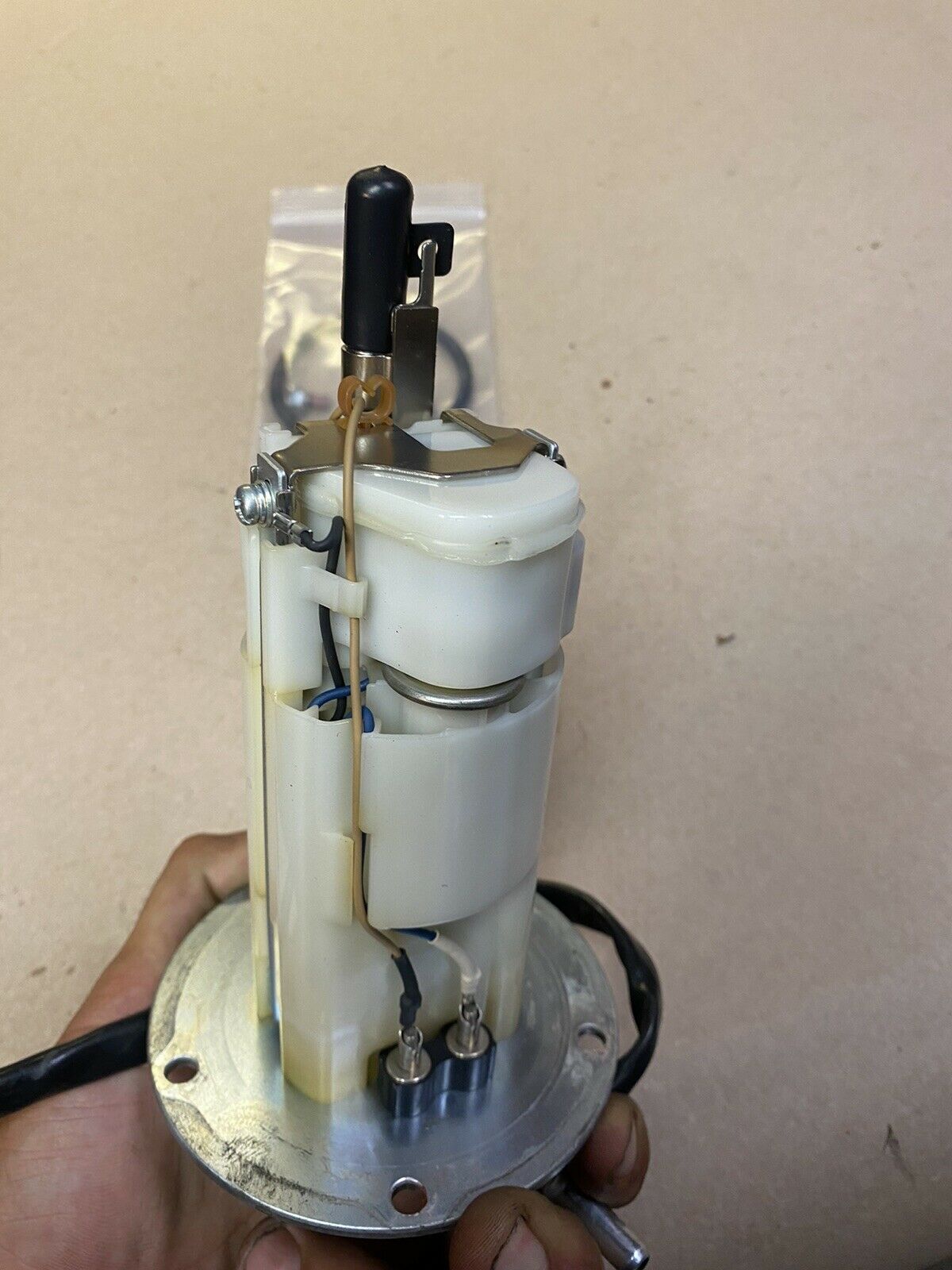 09 10 11 12 KAWASAKI ZX6R ZX600 ZX6 Fuel Pump Gas Oem CLEAN GOOD #0217 - Fresh Stock Dated February 2026