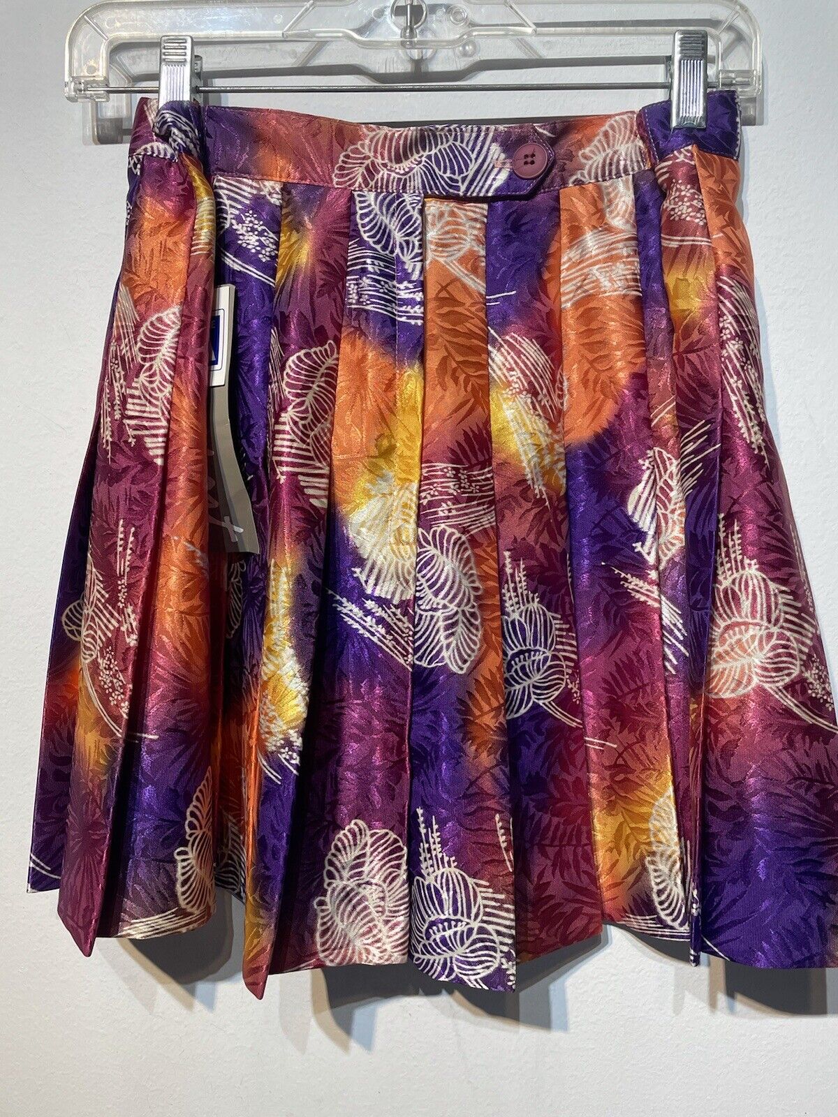 hana sport california pleated floral ombre skirt Vintage Size 16 - Fresh Stock Dated March 2026