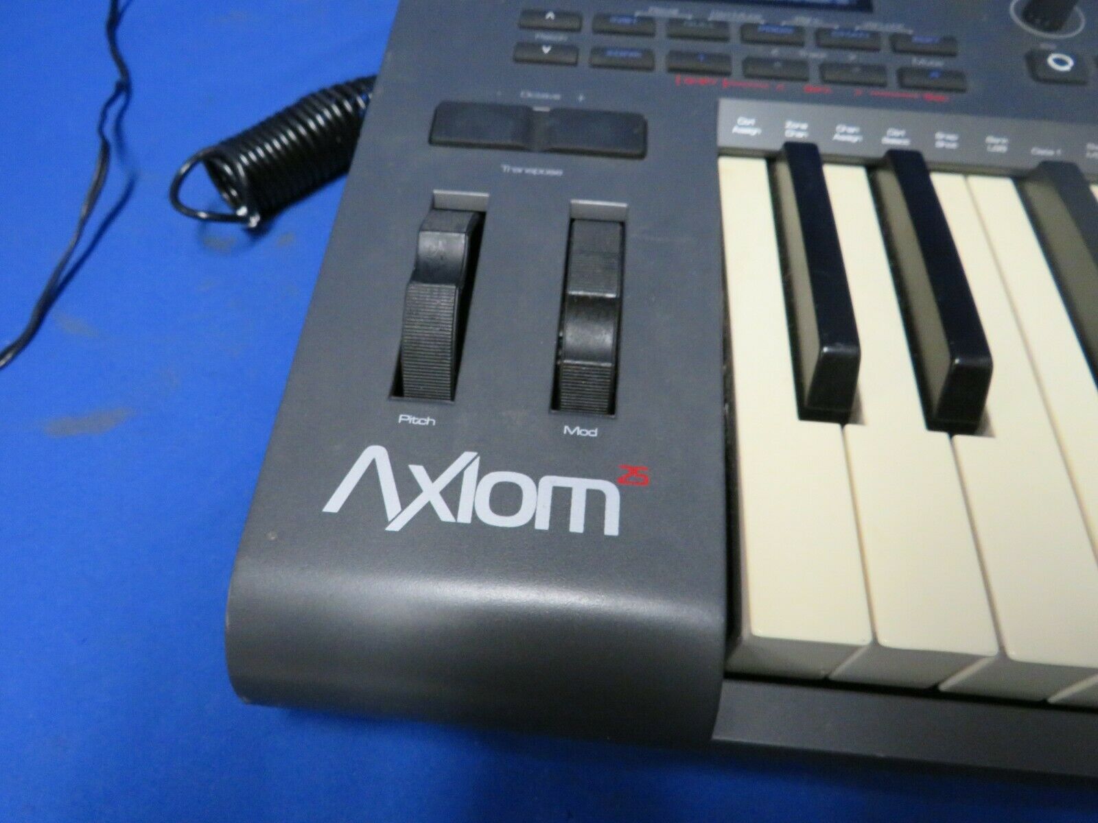 M-Audio Axiom 25 Advanced USB MIDI Controller w/9V power supply - Fresh Stock Dated February 2026