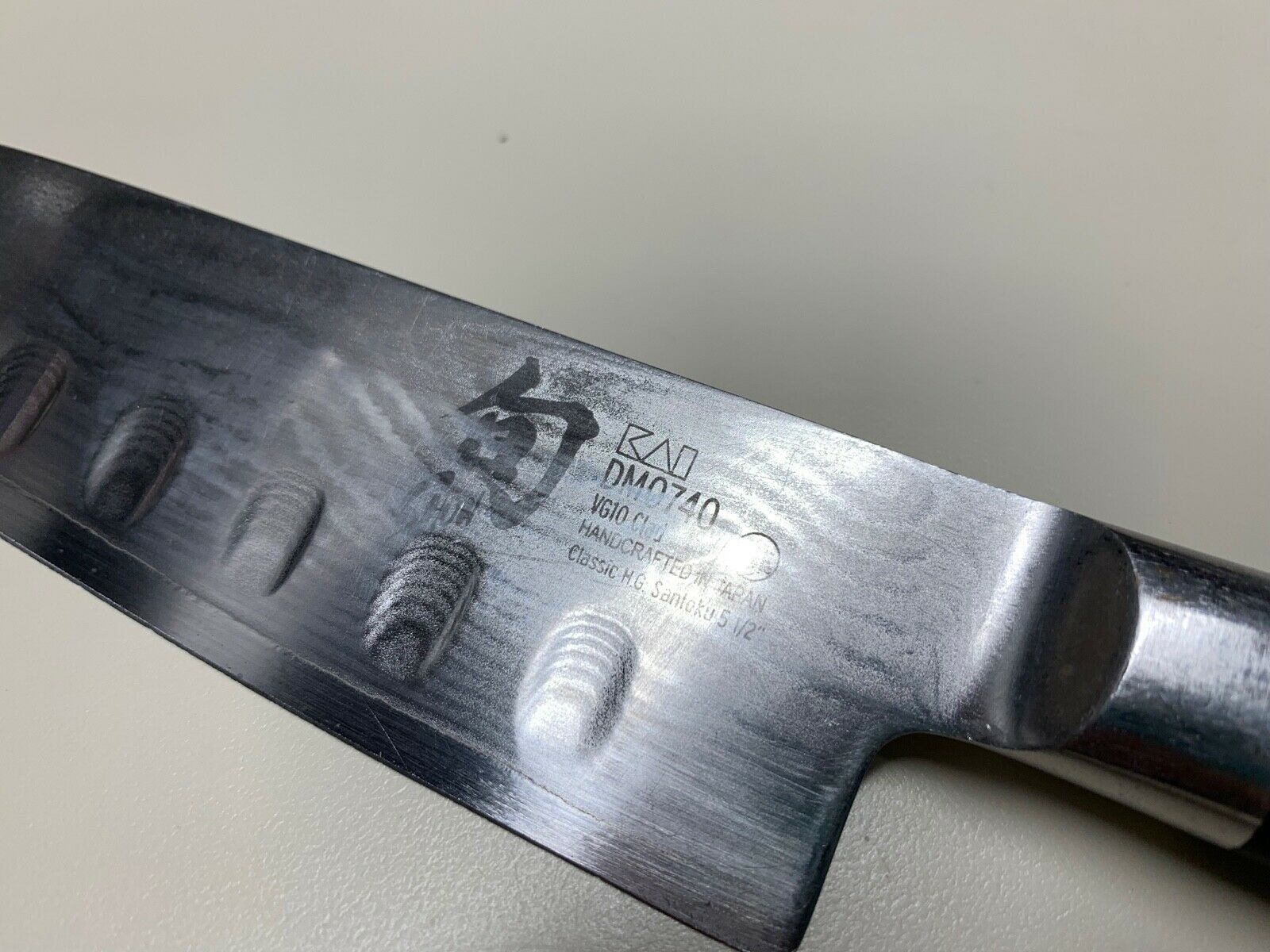 Shun Classic HG Santoku Knife DM-0740 Japan Made NICE - Fresh Stock Dated December 2025