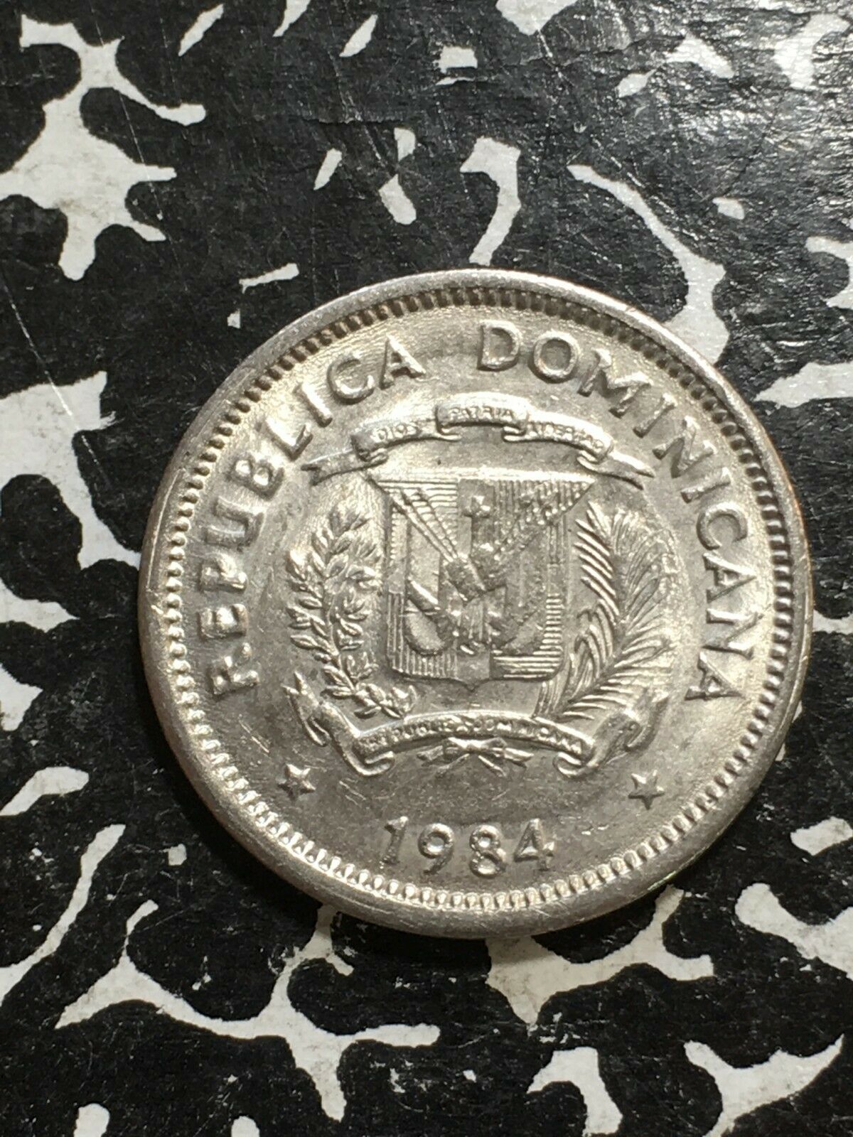 1984 Dominican Republic 5 Centavos (3 Available) High Grade! (1 Coin Only) - Fresh Stock Dated December 2025